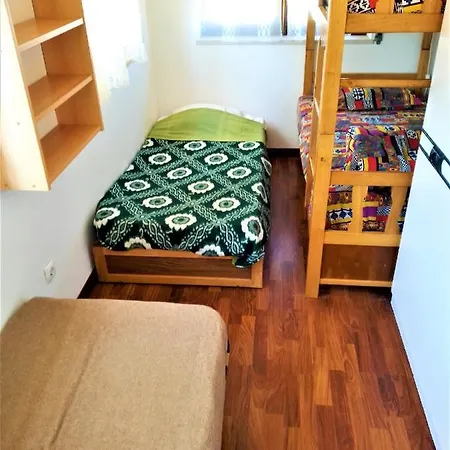 Vivienda En La Playa De Surfistas! Baleal-portugal - Hasta 11 Pax Chalet