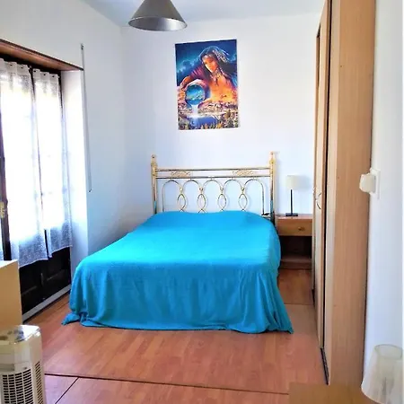 Vivienda En La Playa De Surfistas! Baleal-portugal - Hasta 11 Pax Chalet *