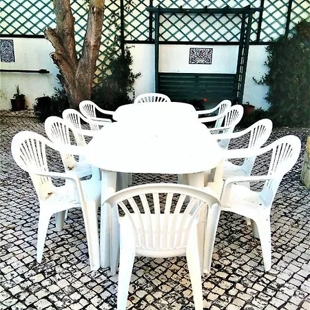 Vivienda En La Playa De Surfistas! Baleal-portugal - Hasta 11 Pax Chalet